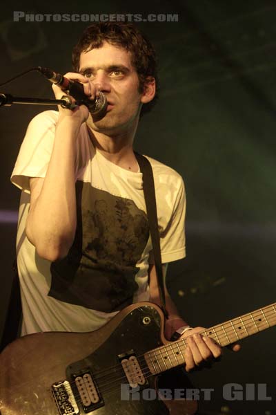 SUUNS - 2012-12-03 - PARIS - Point Ephemere - 